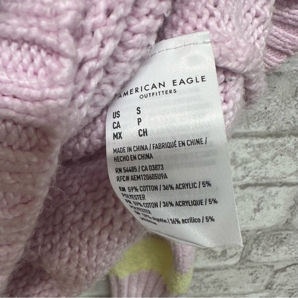 American Eagle pink yellow sweater women’s small size stripes knit - Picture 3 of 5